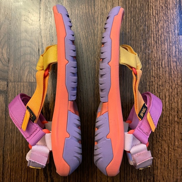 Teva x Outdoor Voices Hurricane XLT2 Sandals - Picture 4 of 14